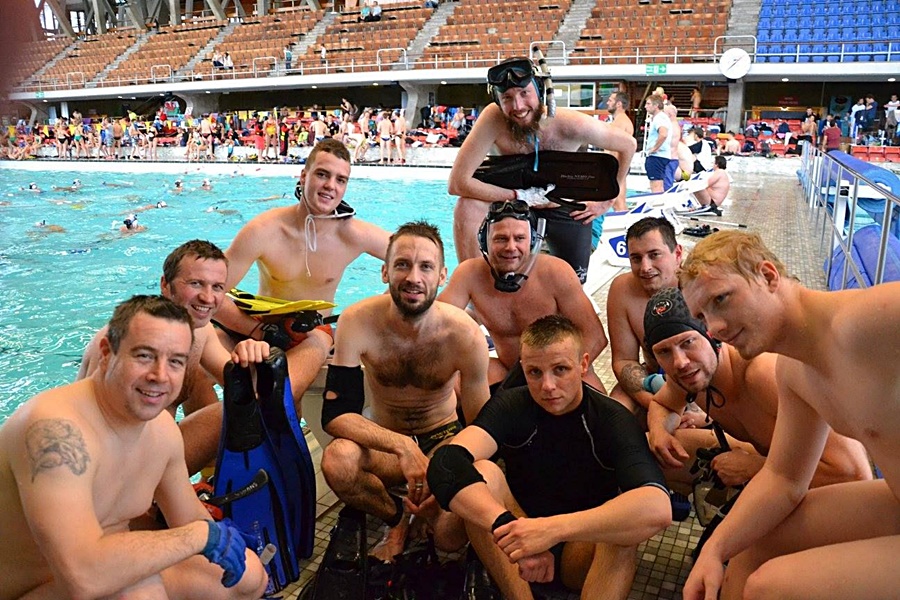 Hokej pod wodą Walenie Londyn 2015